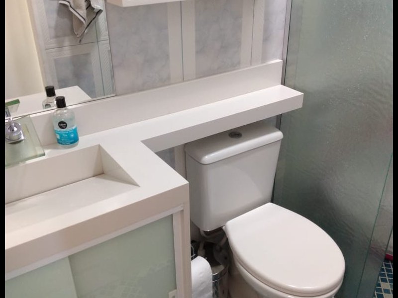 Apartamento à venda Centro - Jardim Pitangueiras  com 55m² e 2 quartos por R$ 240.000 - 1358481233-banheiro.jpeg
