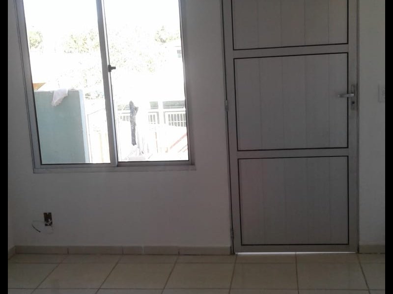 Apartamento à venda Jardim Centro Oeste com 44m² e 2 quartos por R$ 50.000 - 1018720823-photo-2020-01-14-10-05-01.jpg