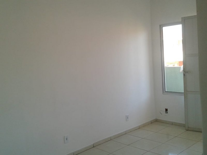 Apartamento à venda Jardim Centro Oeste com 44m² e 2 quartos por R$ 50.000 - 949424402-photo-2020-01-14-10-05-01-4.jpg