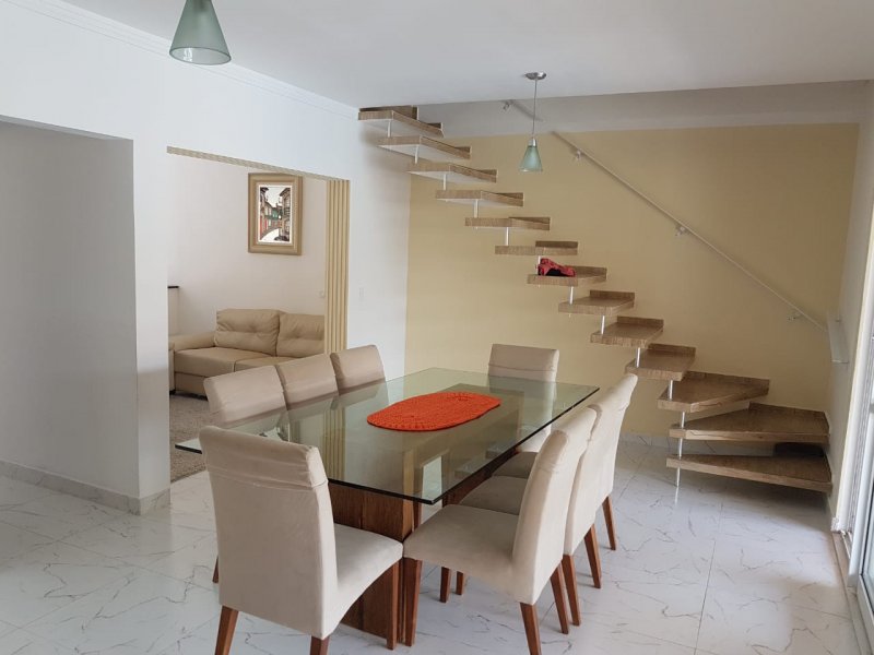 imóvel com 320m² - Santa Terezinha - Itanhaém