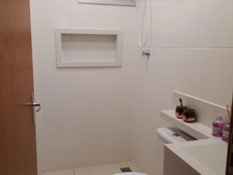 Apartamento à venda Iguaçu com 50m² e 2 quartos por R$ 140.000 - 1047859857-whatsapp-image-2020-06-21-at-01.jpeg