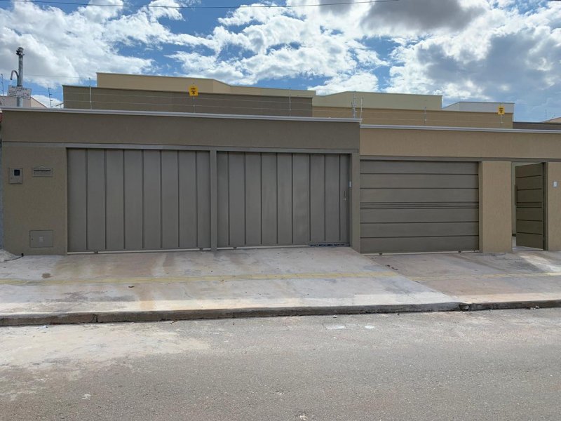 Casa à venda Jardim Atlântico com 165m² e 3 quartos por R$ 415.000 - 1954408015-4279ff29-2fb7-4566-81a4-0fc0bee1a0cc.jpeg