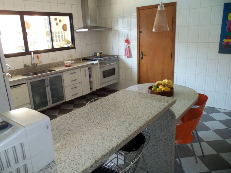 Casa de condomínio à venda Parque dos Pássaros com 510m² e 4 quartos por R$ 1.300.000 - 521527179-cozinha.JPG