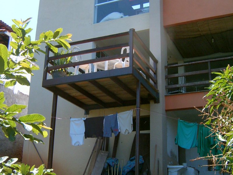 Casa de condomínio à venda Itapuã com 350m² e 5 quartos por R$ 950.000 - 1671300655-deck-vista-externa.jpg