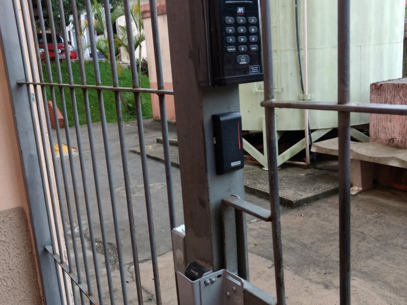 Apartamento à venda Conjunto Habitacional Fazenda do Carmo com 55m² e 2 quartos por R$ 120.000 - 1453489657-img-20200123-171640364-burst000-cover-top.jpg