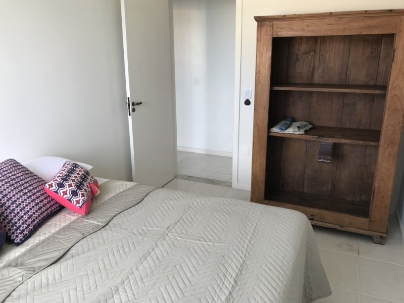 Apartamento à venda Jurerê com 198m² e 3 quartos por R$ 910.000 - 1035829478-img-0826.JPG