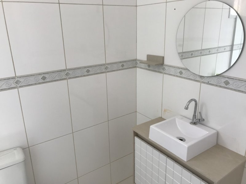 Apartamento à venda Jurerê com 198m² e 3 quartos por R$ 910.000 - 135129683-img-0827.JPG