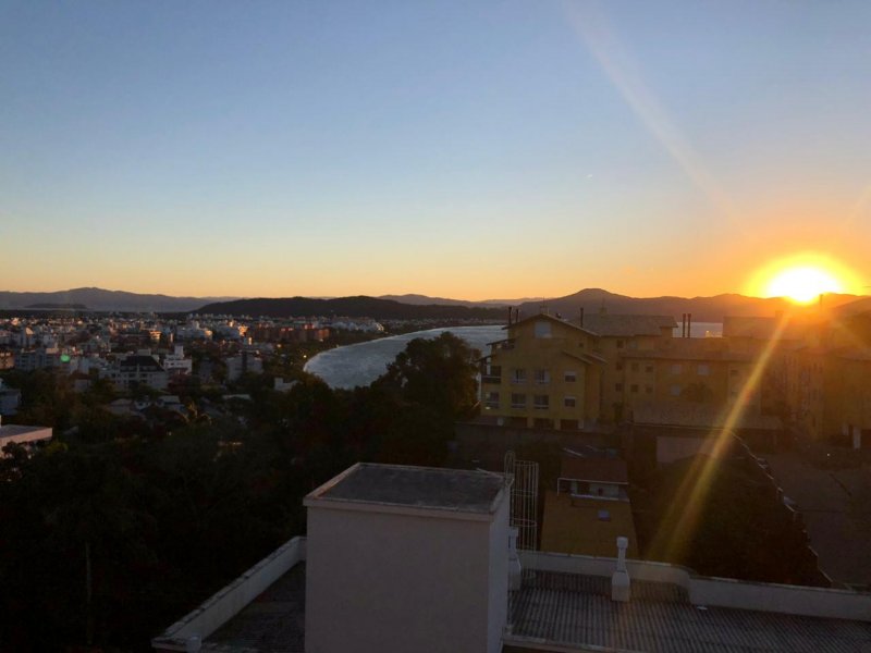 Apartamento à venda Jurerê com 198m² e 3 quartos por R$ 910.000 - 1499127657-img-0832.JPG