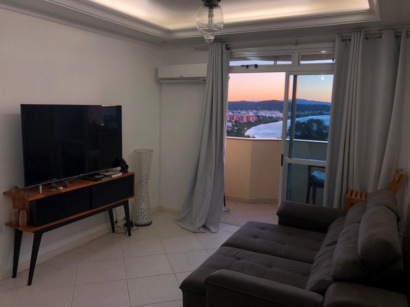Apartamento à venda Jurerê com 198m² e 3 quartos por R$ 910.000 - 1666639518-img-0806.JPG