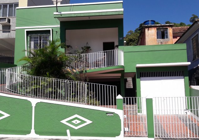 imóvel com 258m²