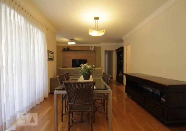 imóvel com 104m²
