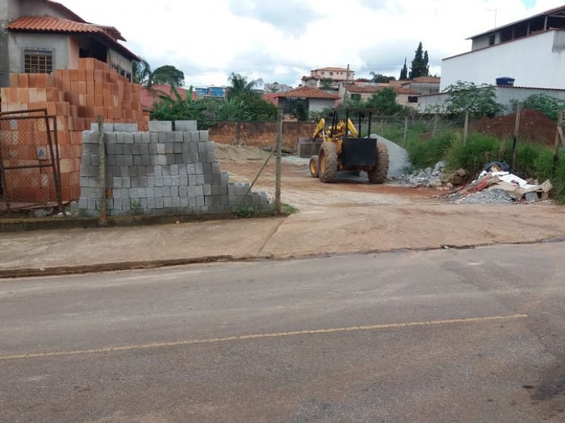 Terreno à venda Jardim Canadá com 360m² e 1 quarto por R$ 250.000 - 1870543160-foto-004.jpg