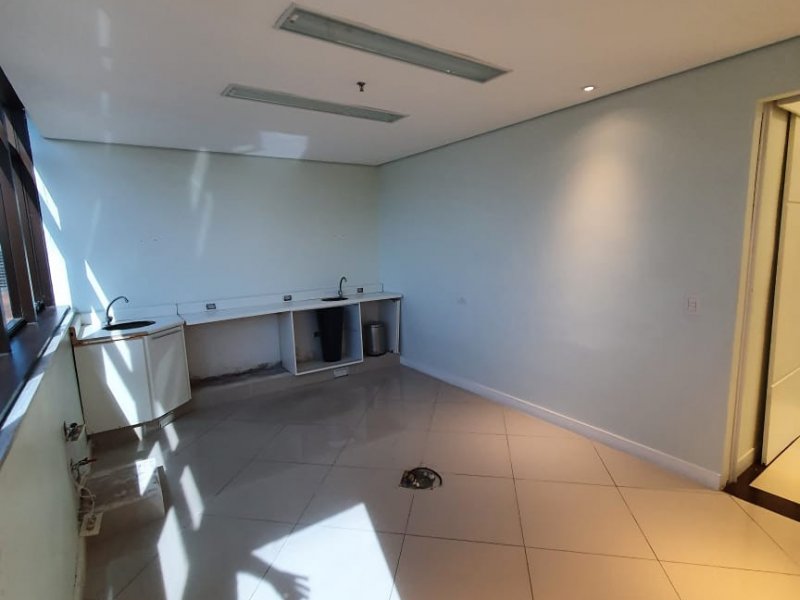 Comercial à venda Centro com 56m² e  quartos por R$ 330.000 - 885844497-whatsapp-image-2020-06-24-at-11.jpeg