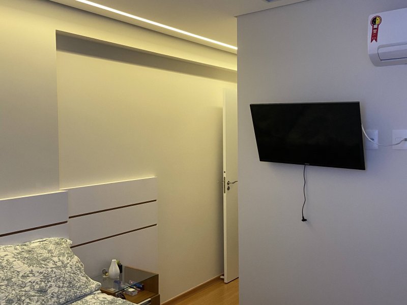 Apartamento à venda Grajaú com 220m² e 3 quartos por R$ 950.000 - 228196943-quarto1-6.jpg