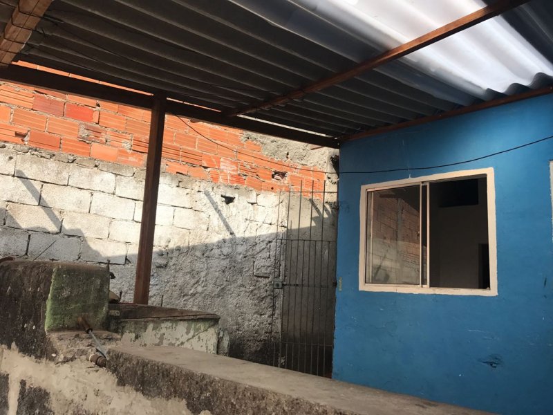 Casa à venda Jardim Selma com 275m² e 9 quartos por R$ 350.000 - 1498382558-quintal.jpg