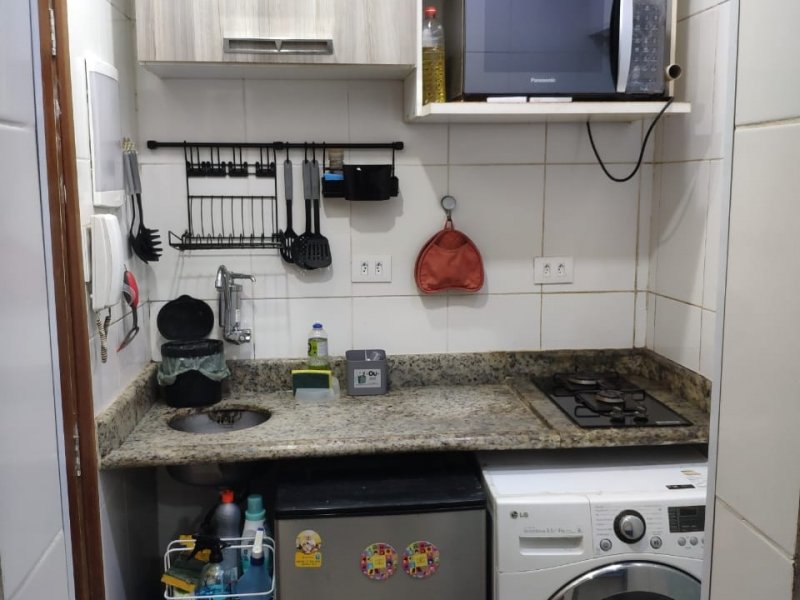 Kitnet à venda Centro com 21m² e 1 quarto por R$ 130.000 - 876325809-save-20200627-150322.jpg