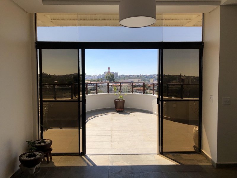 imóvel com 246m² - Vila Coqueiro - Valinhos