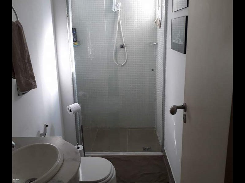 Apartamento à venda Lapa com 105m² e 3 quartos por R$ 930.000 - 234474209-banheiro-social2.jpg