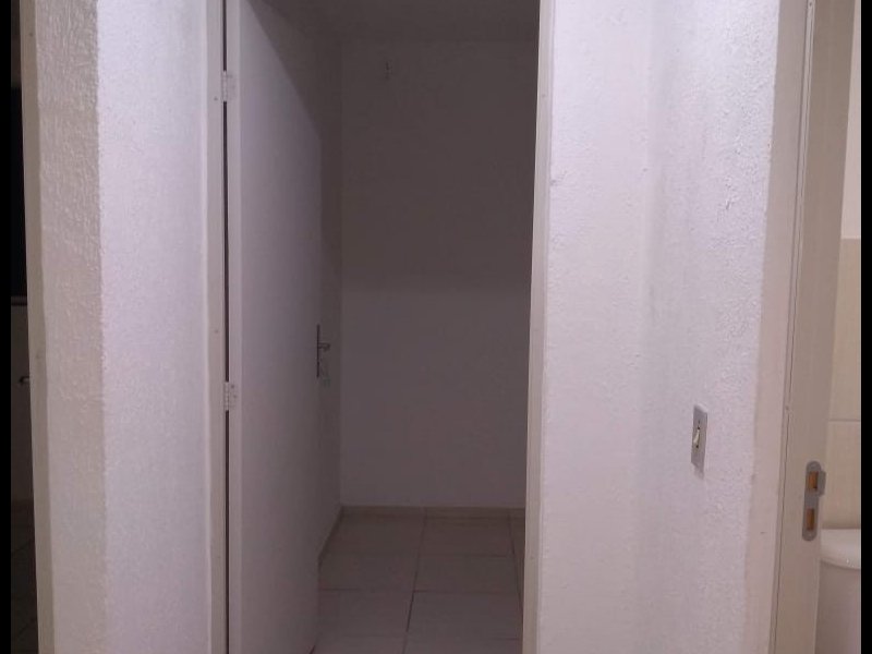 Apartamento à venda Santa Cruz com 48m² e 2 quartos por R$ 45.000 - 826245604-img-20200628-wa0061.jpg