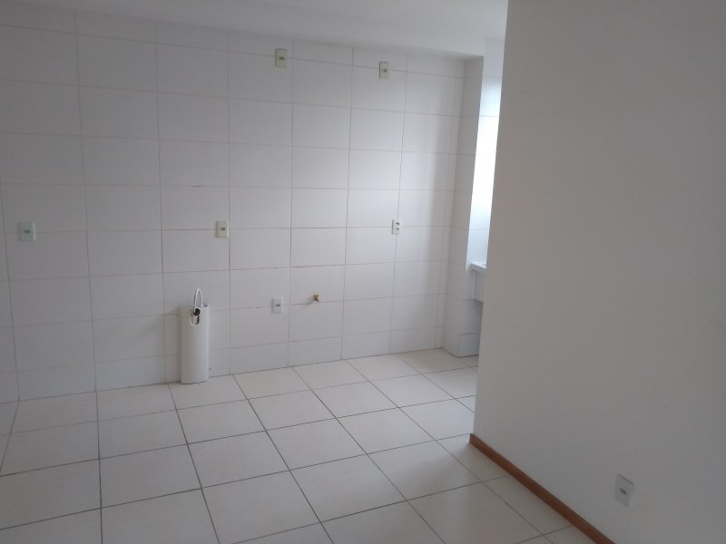 Apartamento à venda Barra do Rio Cerro com 71m² e 2 quartos por R$ 139.000 - 1851485435-img-20200905-100047949.jpg