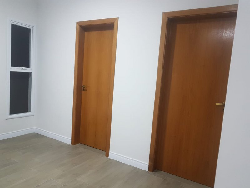 imóvel com 174m² - Parque das Figueiras - Mogi das Cruzes