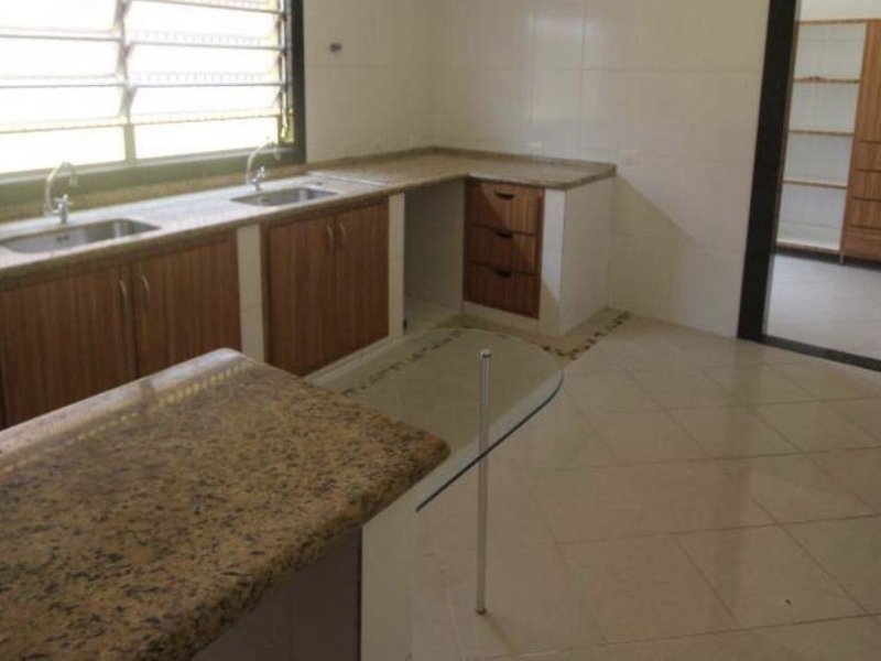 Casa à venda Suíssa com 410m² e 4 quartos por R$ 900.000 - 2012903767-2ef4231d-4a76-4746-a74a-b79d97a3ab18.jpeg