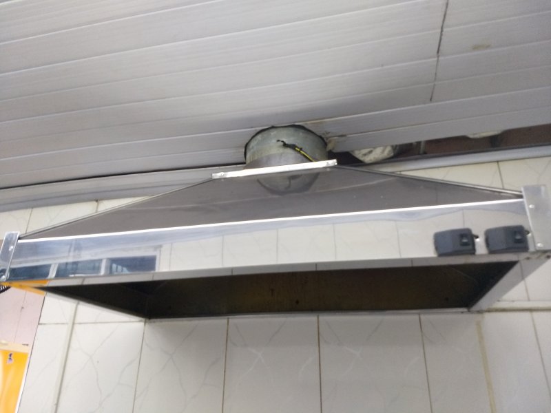 Comercial para alugar Centro com 32m² e  quartos por R$ 3.000 - 132376586-img-20200630-151440638.jpg