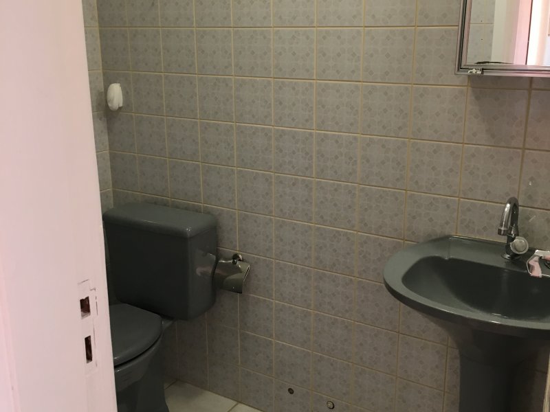 Apartamento para alugar Vila Nova Conceição com 74m² e 2 quartos por R$ 3.600 - 1929619736-banheiro-foto-1.JPG