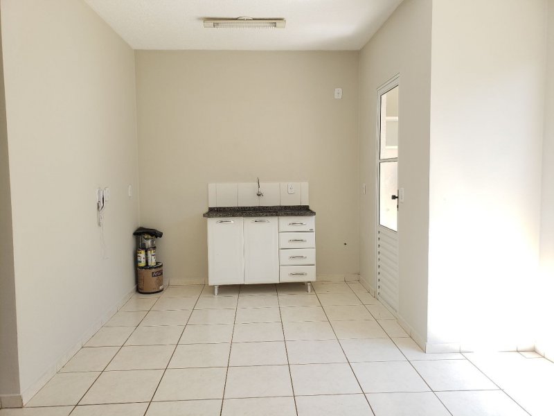 Casa de condomínio à venda Jardim Altos do Palmital com 48m² e 2 quartos por R$ 140.000 - 895714555-inbound1127322556391808839.jpg
