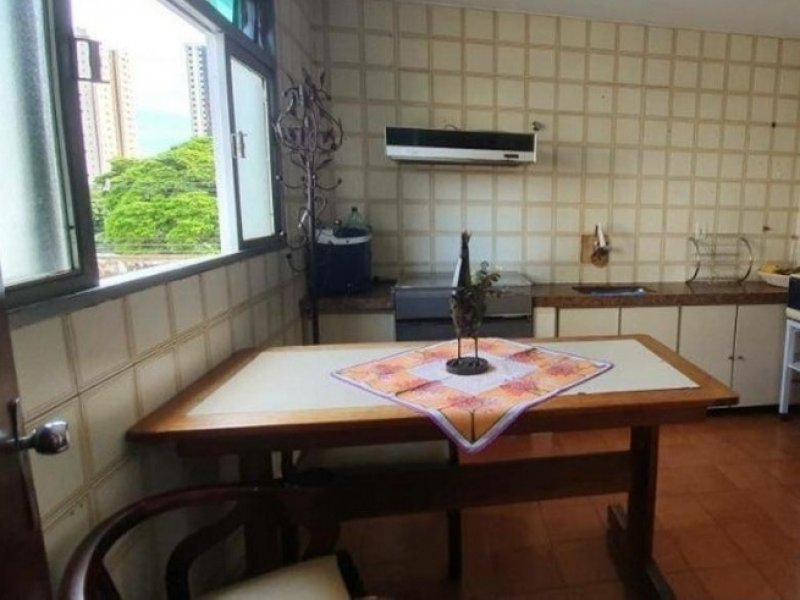 Apartamento à venda Setor Bueno com 171m² e 4 quartos por R$ 280.000 - 924270650-de186b67-5ba3-4e3d-9910-f3ff45e21b9d.jpg