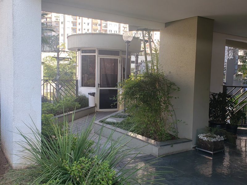 Apartamento à venda Jardim Parque Morumbi com 48m² e 2 quartos por R$ 210.000 - 1052360534-portaria-1.jpg
