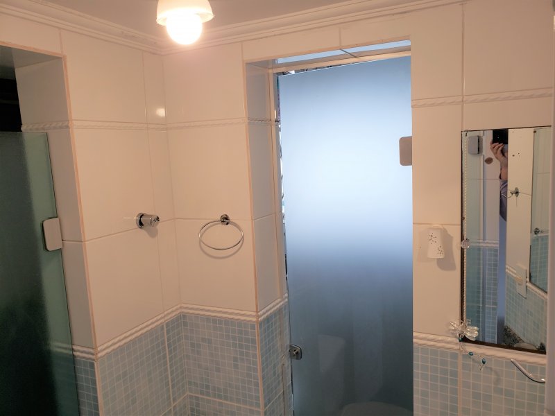 Apartamento à venda Jardim Parque Morumbi com 48m² e 2 quartos por R$ 210.000 - 396545445-banheiro-suite-2-4.jpg