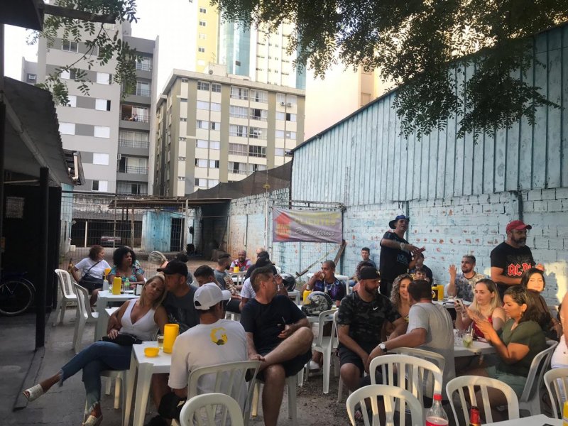 Comercial à venda Centro com 70m² e  quartos por R$ 40.000 - 1720076332-img-20200210-wa0023.jpg