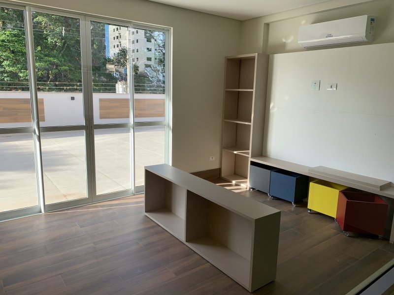 imóvel com 101m² - Zona 03 - Maringá