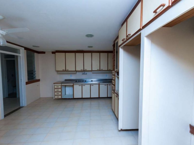 Apartamento à venda São Conrado com 220m² e 5 quartos por R$ 1.985.000 - 2077915268-09b38e8d4ebefc360a520f30bc5344c7.jpg