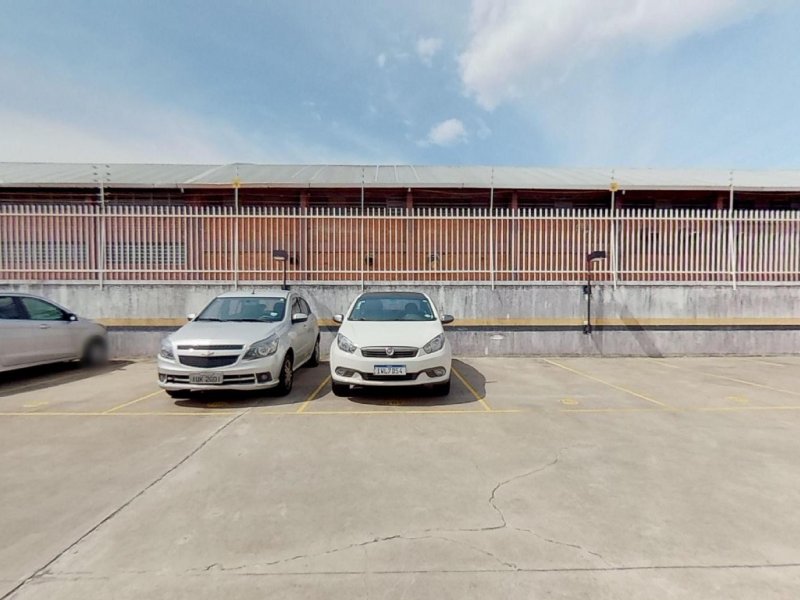 Apartamento à venda Sarandi com 57m² e 2 quartos por R$ 330.000 - 1227259988-estacionamento.jpg