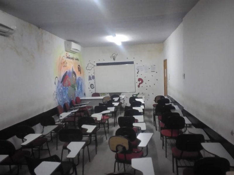 Comercial à venda Rocha Miranda com 900m² e  quartos por R$ 1.750.000 - 2111578504-foto-da-sala.jpg