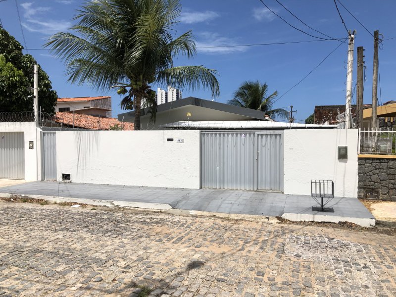 Casa à venda Ponta Negra com 145m² e 3 quartos por R$ 320.000 - 927524331-ba4909bd-1c67-4549-b839-057de56d5b56.jpeg