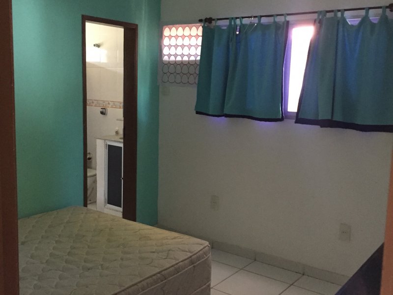 Casa à venda Ponta Negra com 145m² e 3 quartos por R$ 320.000 - 988421543-768ed928-8ebe-4e6f-a3fa-a938906fdcb5.jpeg
