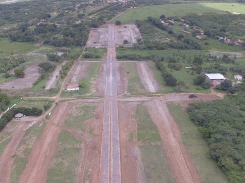 Terreno à venda Aeroporto com 137m² e  quartos por R$ 3.930 - 2067304194-65768a41-a950-4f93-856a-883bb8465b84.jpeg