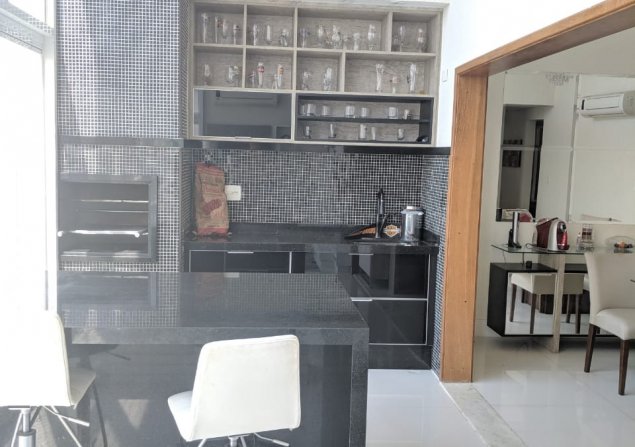 imóvel com 163m²