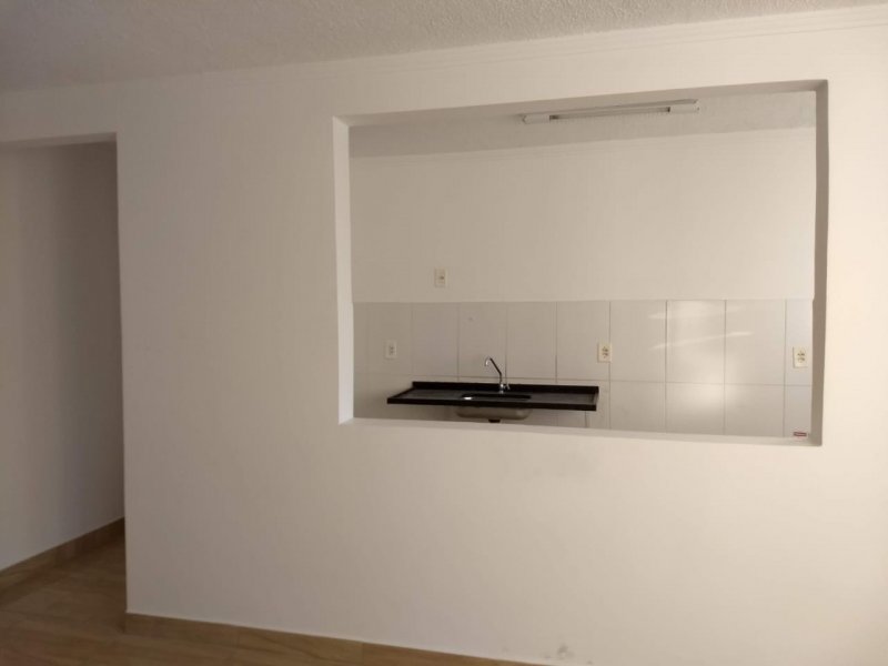 Apartamento à venda Vila Tesouro com 47m² e 2 quartos por R$ 147.000 - 2022265010-img-20190513-wa0038.jpg
