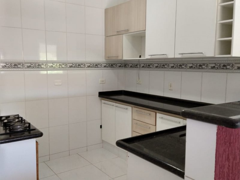 Chácara à venda Vila Buarque com 140m² e 3 quartos por R$ 495.000 - 1089023854-photo-2020-04-11-11-45-43-2.jpg