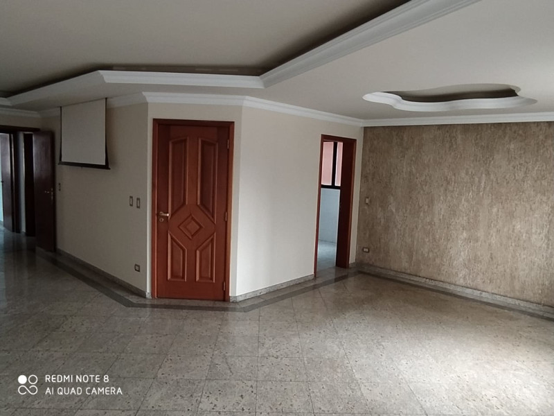 Apartamento à venda Centro com 193m² e 4 quartos por R$ 750.000 - whatsapp-image-2020-09-21-at-083301-3.jpeg