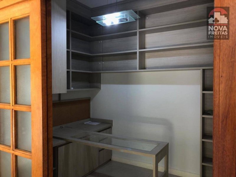 Casa de condomínio à venda Villa Branca  com 200m² e 3 quartos por R$ 750.000 - 1943496218-3cc62c84-2aed-44b2-8ac8-4135a6537329.jpeg