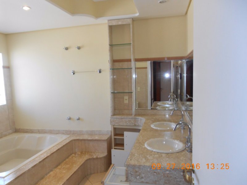 Casa à venda Mirante de Jindiai com 340m² e 4 quartos por R$ 1.000.000 - 1638018569-86b16827-a95e-4a49-b9d4-266c71795e06.jpeg