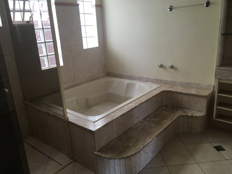 Casa à venda Mirante de Jindiai com 340m² e 4 quartos por R$ 1.000.000 - 723929201-483a05e6-ec7a-46b0-ab94-f5dda03f9408.jpeg