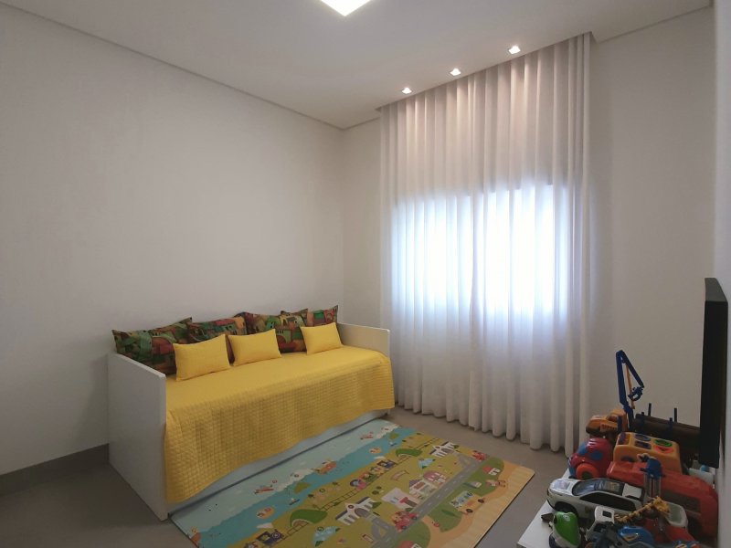 imóvel com 204m² - Jardim Botânico - Uberlândia