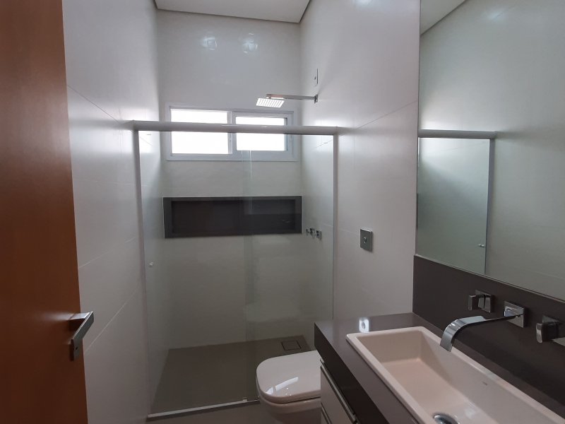 imóvel com 204m² - Jardim Botânico - Uberlândia