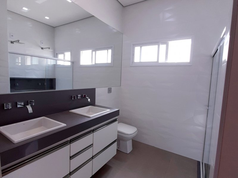imóvel com 204m² - Jardim Botânico - Uberlândia